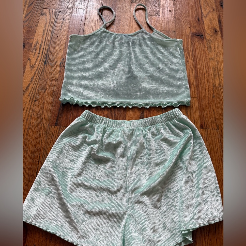 Colsie Light Green‎ Ribbed Pajama Set - Picture 3 of 3